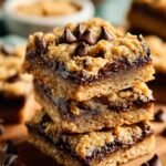 Irresistible Oatmeal Cookie Bars